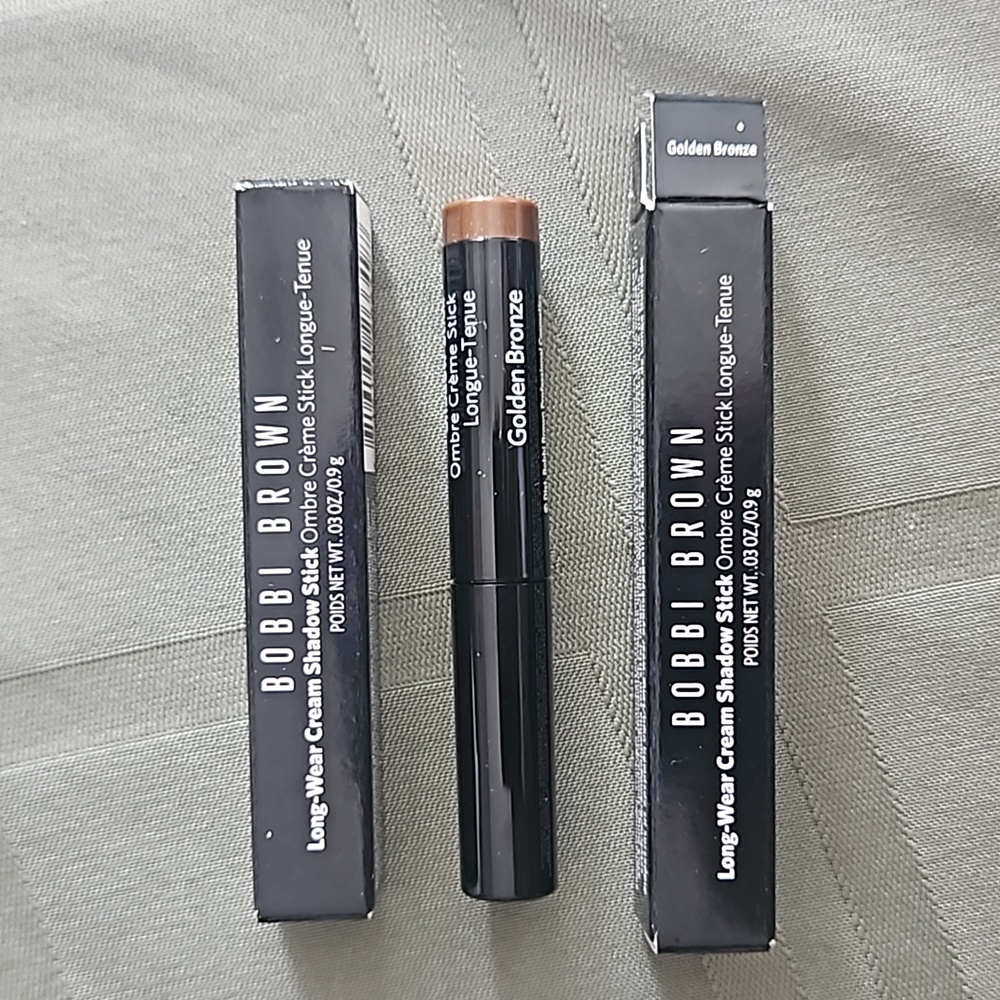 (2) Eyeshadow sticks